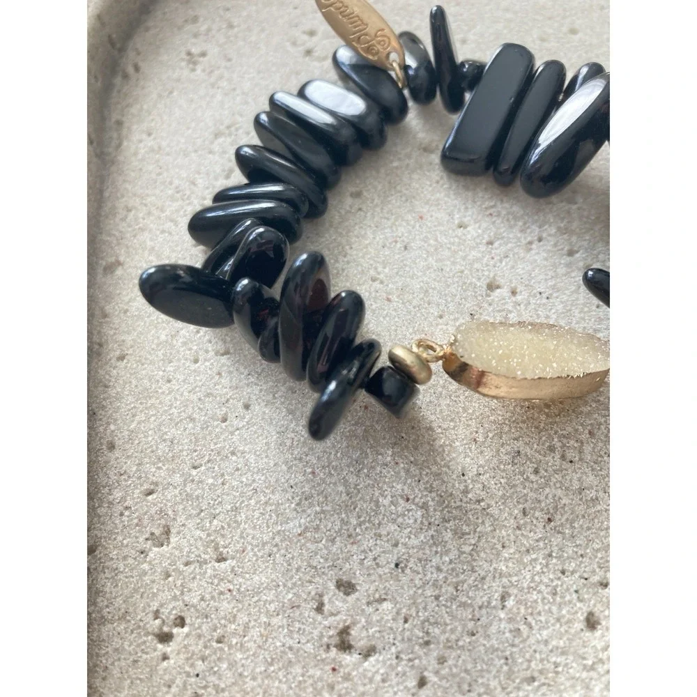 Plunder Black Beaded Stretch Bracelet Gold Tone Druzy Bar Statement Glam Couture
